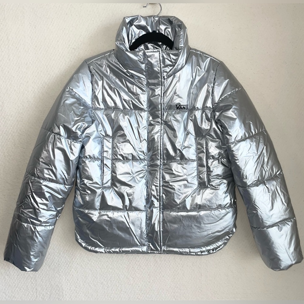 NWOT   VANS Galactic Spiral silver puffer jacket size XS.